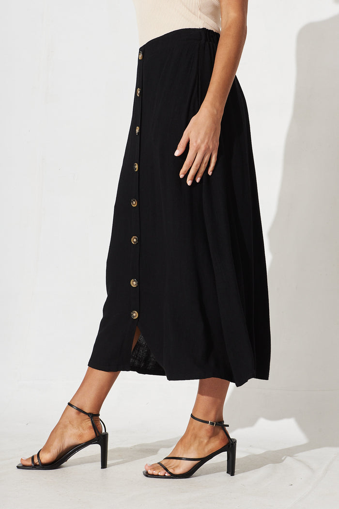 Moree Midi Skirt In Black Linen Blend - side