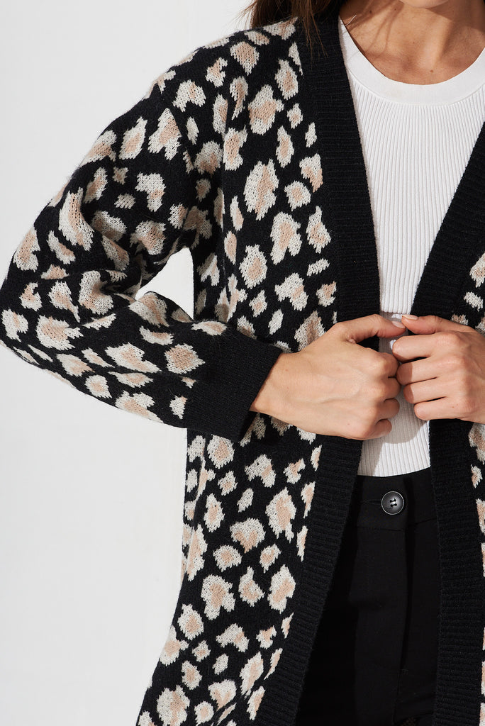 Langdon Knit Cardigan In Black Leopard Wool Blend - detail