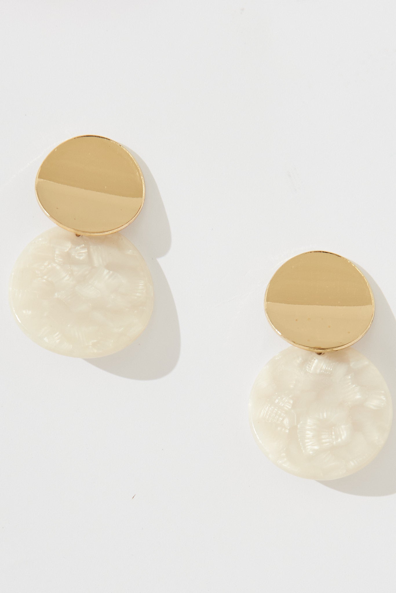 August + Delilah Grazia Earrings In White Pearlescent With Gold - front