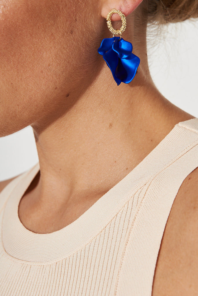 August + Delilah Gallant Earrings In Cobalt Blue - detail close up
