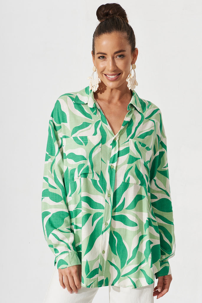 Aitana Shirt In White And Green Leaf Print - front