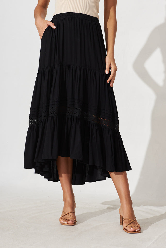 Poinsettia Maxi Skirt In Black - front