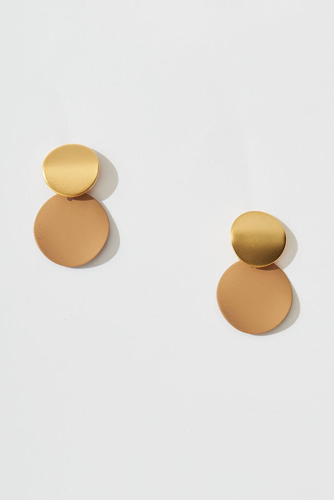 August + Delilah Gloria Earrings In Light Brown With Gold - front