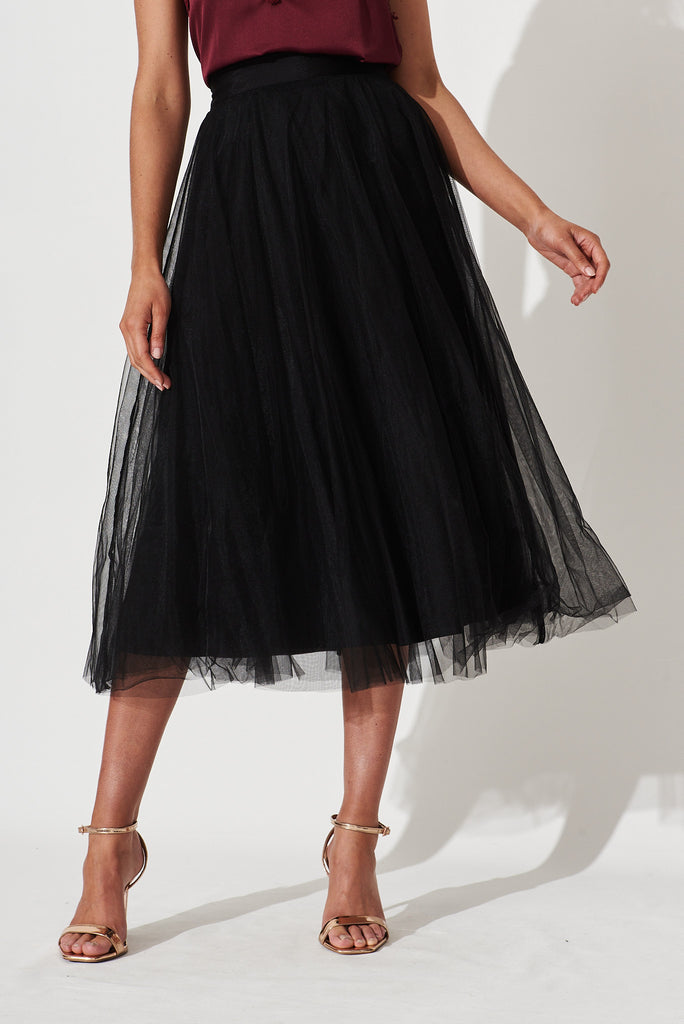 Wannabe Tulle Skirt In Black - front
