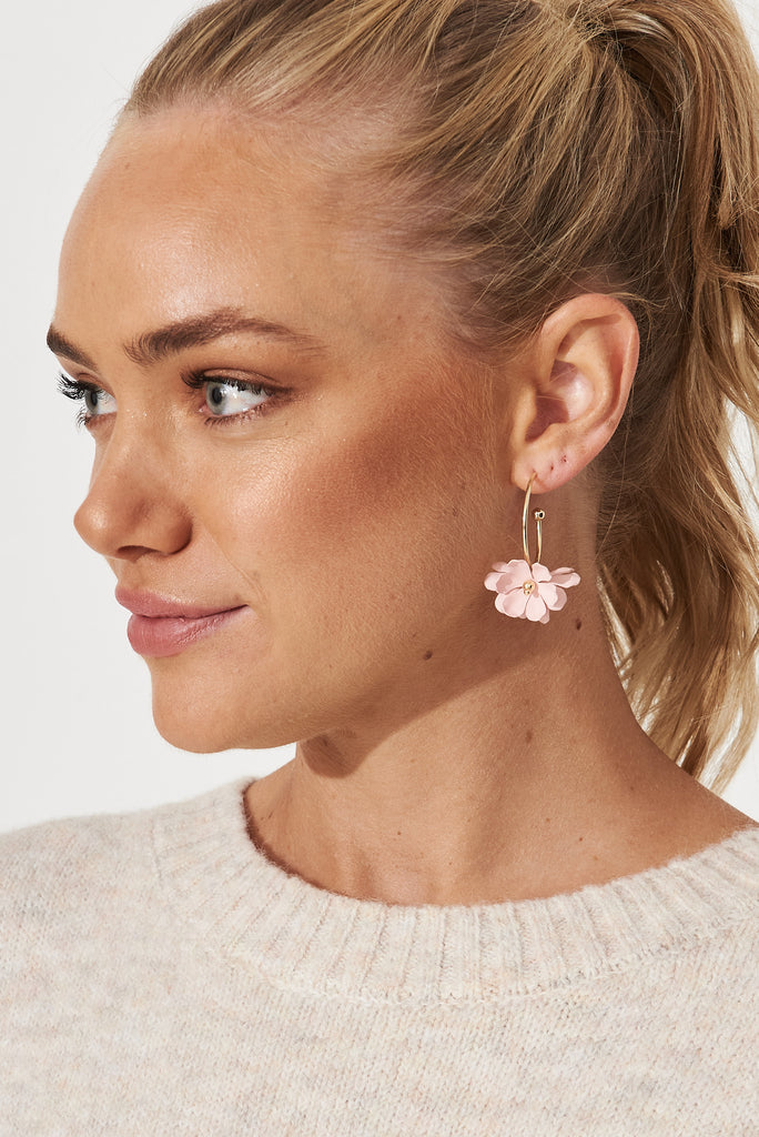 August + Delilah Allanis Hoop Earrings In Pink - side
