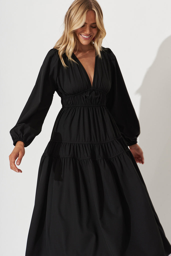 Blossom Midi Dress In Black - front