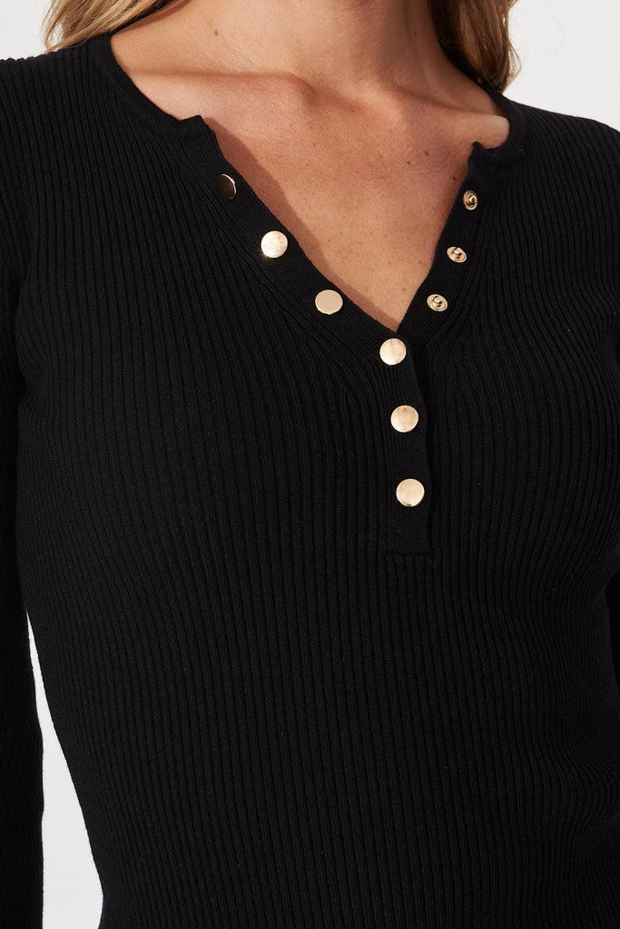 Dover Heights Knit In Black - detail