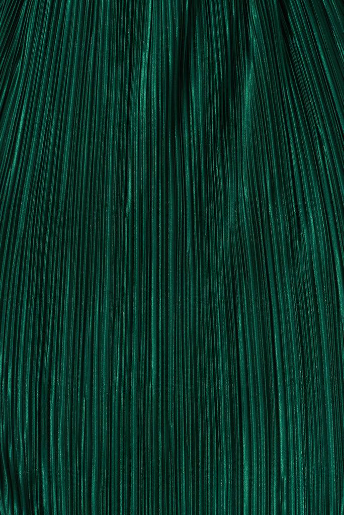 Roseville Maxi Dress In Emerald Plisse - fabric