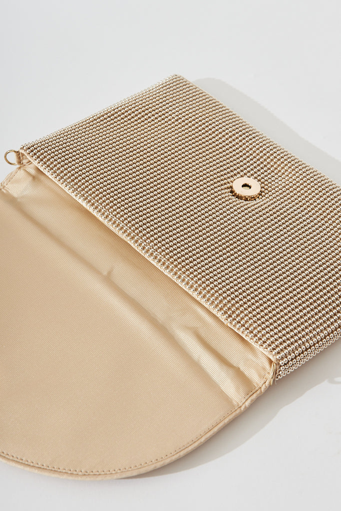 August + Delilah Charlene Envelope Clutch Bag In Gold - detail