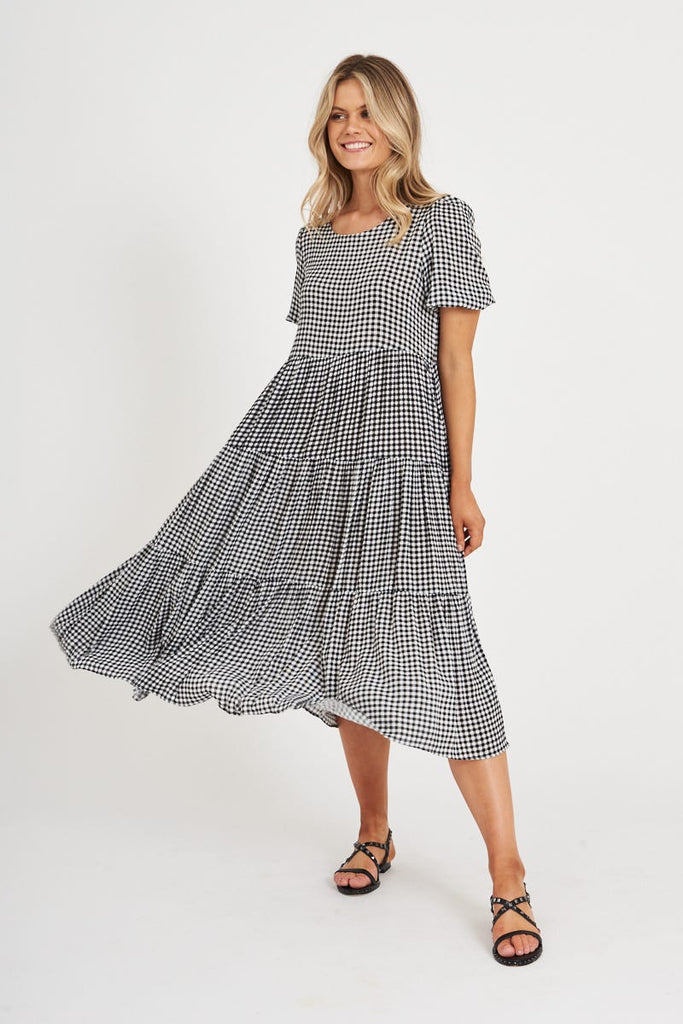 Nevi Tiered Midi Dress In Black And White Gingham